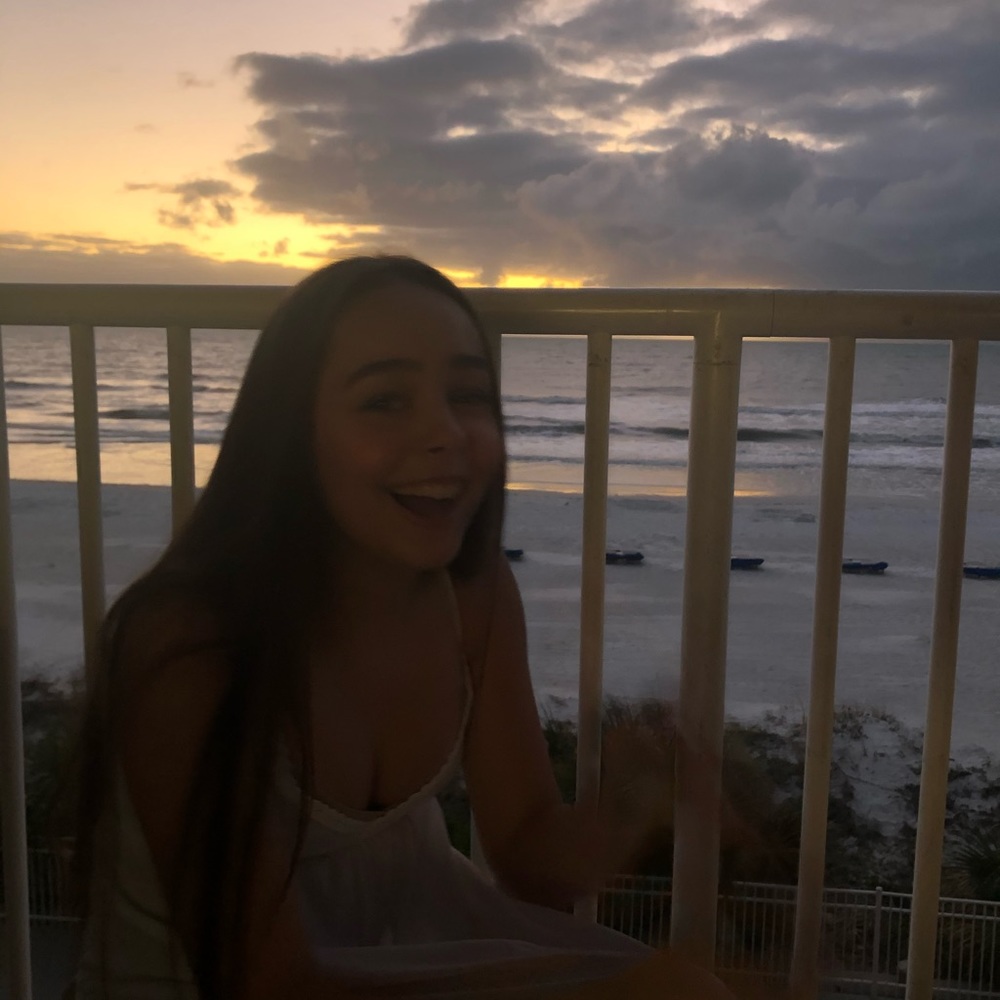 Meet your Posher, Mikaela